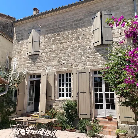 Maison De Maitre Proche Plage A Aigues-Mortes Exterior foto
